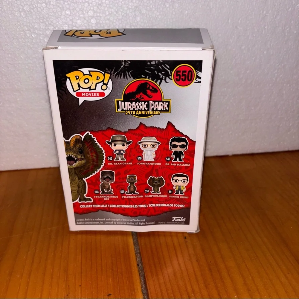 Funko Pop Jurassic Park Dilophosaurus #550 Vinyl Figure - Picture 5 of 8